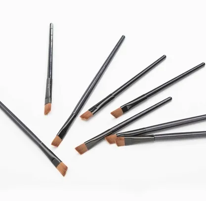 ibra-makeup-pedzel-do-eyelinera-01-kod-producenta-5906395543021