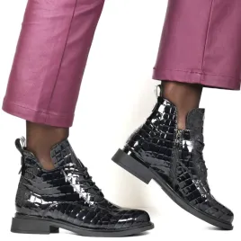 damskie-botki-skorzane-lakierowane-filippo-7239-czarne