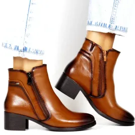 damskie-botki-na-obcasie-evento-9393-brazowe