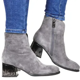 damskie-botki-skorzane-na-obcasie-klocku-vinceza-66806-szare-zamszowe
