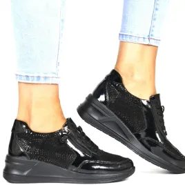 damskie-sneakersy-skorzane-na-koturnie-polbuty-sportowe-filippo-6352-czarne