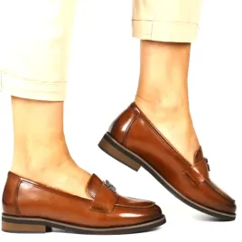 damskie-mokasyny-polbuty-na-plaskiej-podeszwie-potocki-19312-brazowe