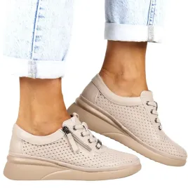 damskie-polbuty-skorzane-na-koturnie-zapinane-na-zamek-i-sznurowane-vinceza