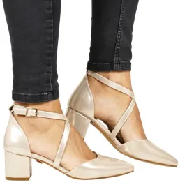 czolenka-na-niskim-obcasie-sergio-leone-830-zloty-satynowy