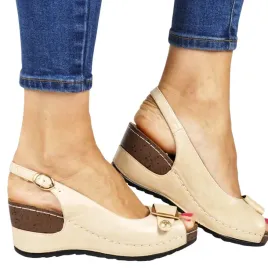 damskie-sandaly-na-koturnie-evento-6230-bezowe