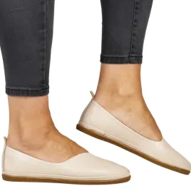 damskie-baleriny-skorzane-plaskie-sokolski-479-bezowe