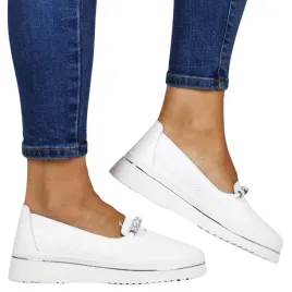 damskie-polbuty-skorzane-z-cyrkoniami-filippo-6999-biale