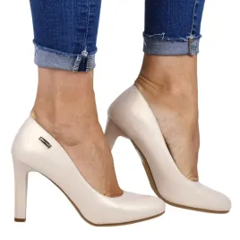 damskie-czolenka-na-slupku-szpilki-obcasie-sergio-leone-1457-bezowe-perlow