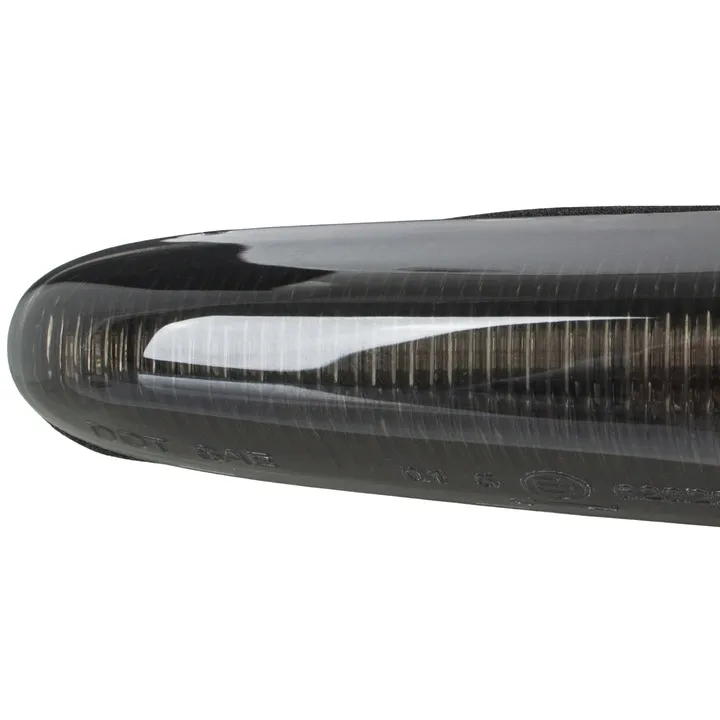 kierunkowskazy-dynamiczne-led-migacze-plywajace-bmw-e46-e60-e90-e92-e81-e87
