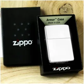 oryginalna-zapalniczka-zippo-srebrna-grawer-gratis