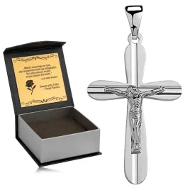 elegancki-meski-srebrny-krzyzyk-diamentowany-925-rodowany-krzyz-z-jezusem