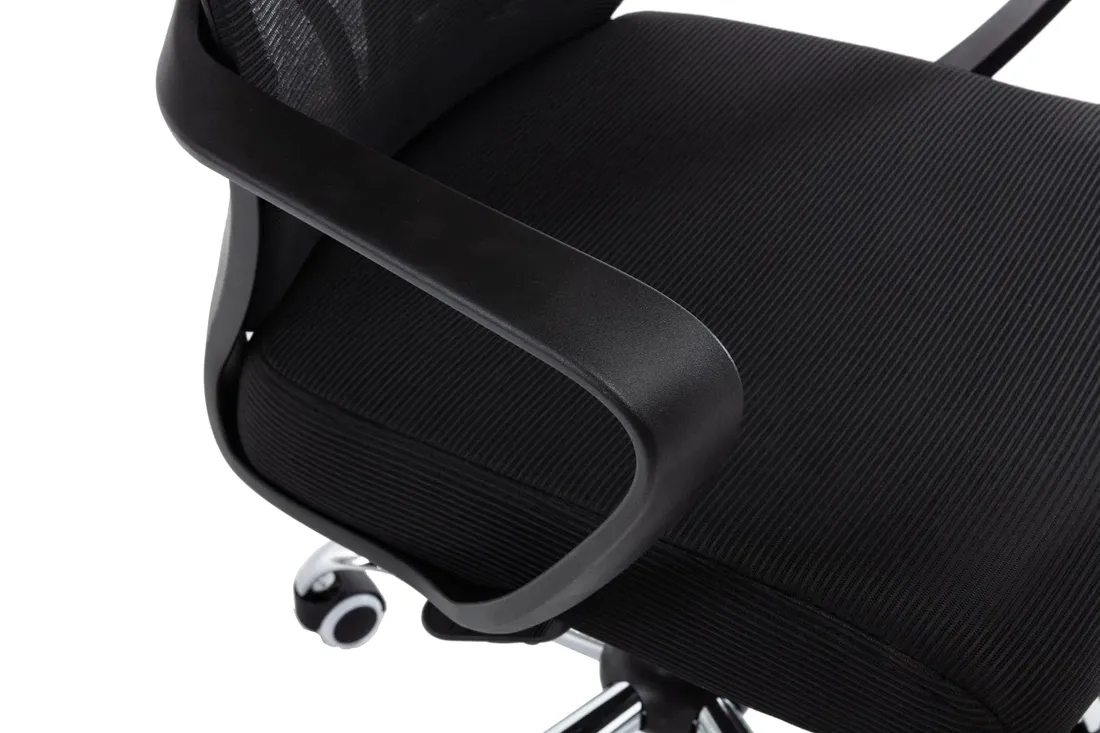 fotel-obrotowy-nigel-nowoczesne-krzeslo-biurowe-czarne-ergonomiczne