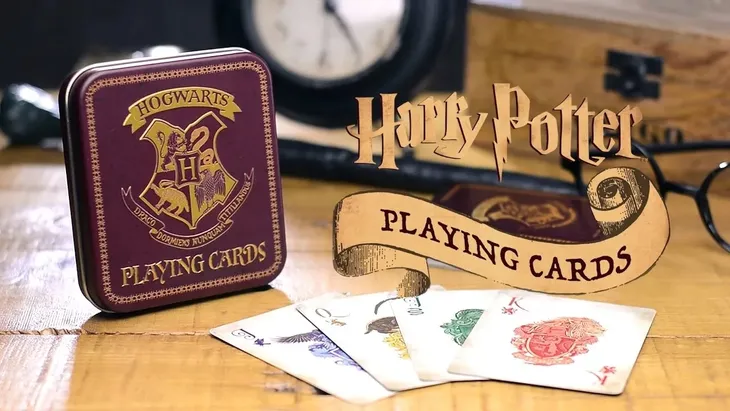 harry-potter-karty-do-gry-hogwarts-produkt-na-licencji-paladone-stan-nowy