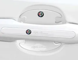 naklejki-ochronne-na-klamki-drzwi-samochodu-alfa-romeo-8-sztuk