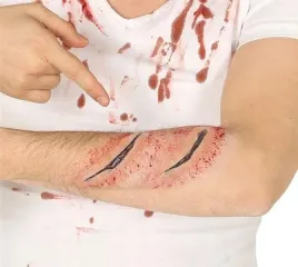 rana-lateksowa-cieta-make-up-zombie-halloween