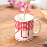 kubek-magiczne-serduszka