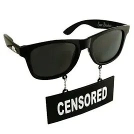 okulary-z-zawieszka-na-lancuszku-censored