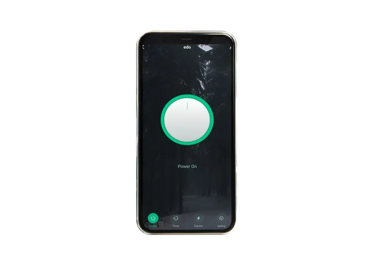 inteligentne-gniazdko-wifi-z-monitorem-energii-tuya-smart-edo-solution-rodzaj-gniazdko