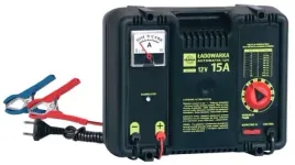 prostownik-mikroprocesorem-automat-12v-15a-zelowe