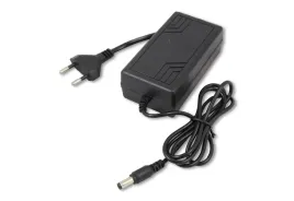 zasilacz-impulsowy-desktop-12v-20a-z-kablem-2pin