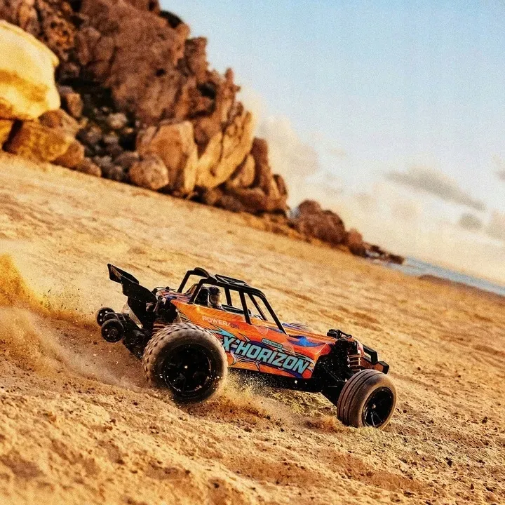 samochod-auto-zdalnie-sterowany-sterowane-autko-rc-4x4-100m-30km-h-obudowa-stan-nowy