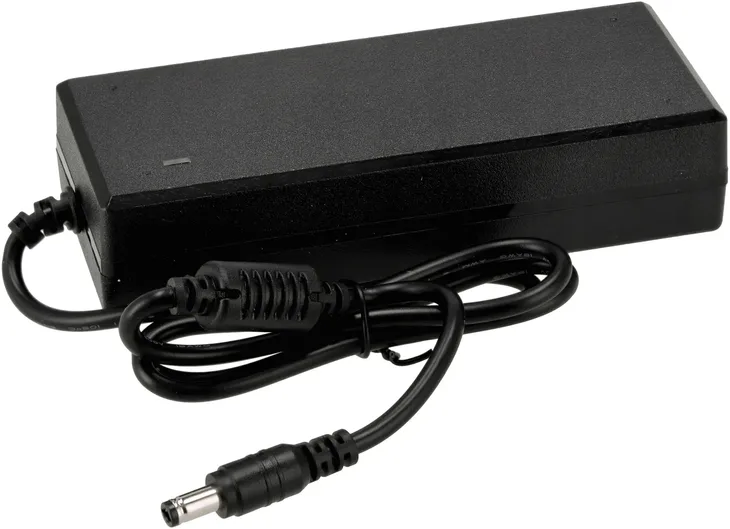 zasilacz-led-12v-dc-wtyczkowy-desktop-6a-72w-do-tasm-led-mono-rgb-stan-nowy-kod-producenta-zasilacz-led-72w-6a