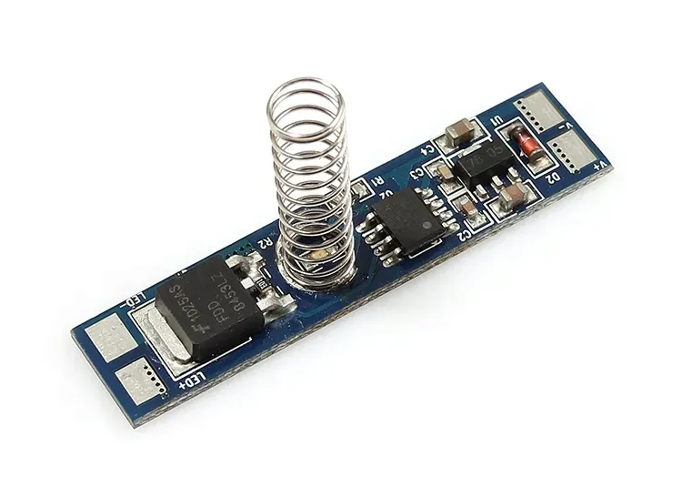 wlacznik-do-profilu-tasm-led-8a-sciemniacz-td002