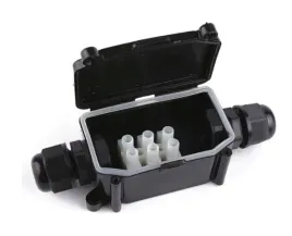 zlacze-hermetyczne-do-naswietlaczy-ogrodowe-ip68