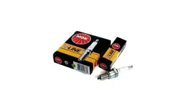 swiece-ngk-bkur6et-10-vw-passat-3b2-3b3-3b5-3b6