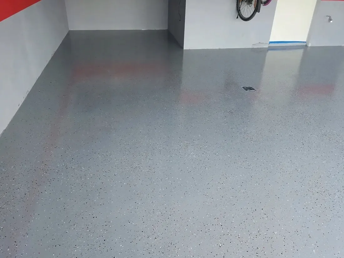 solid-platki-dekoracyjne-do-posadzek-zywic-red