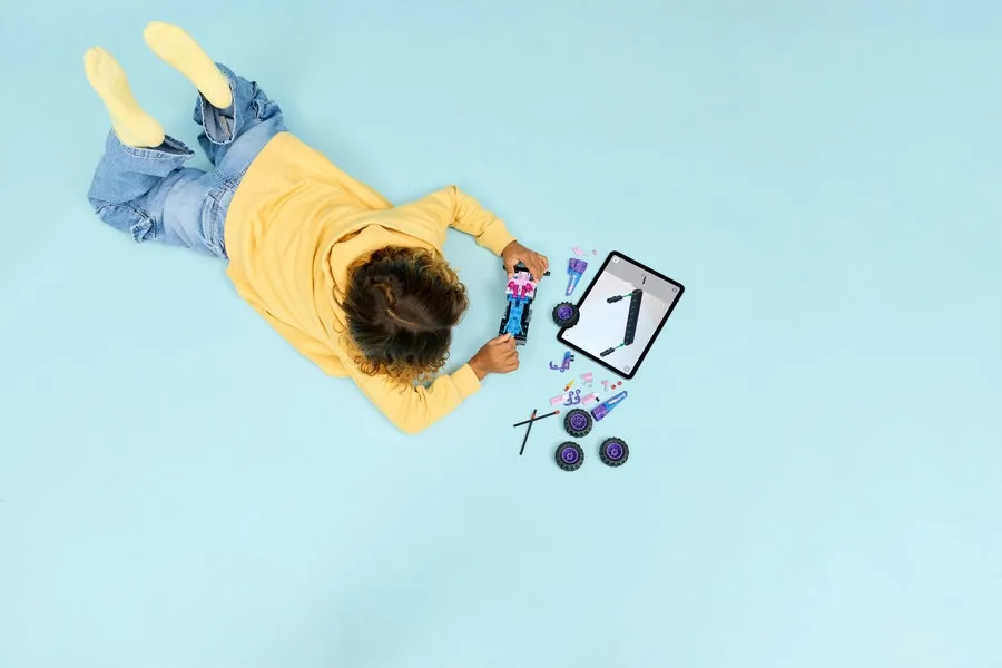 lego-technic-42220-monster-jam-sparkle-smash-7-stan-nowy