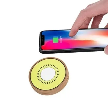 ladowarka-indukcyjna-wireless-charger-qi-do-iphone-przewod-w-zestawie-tak