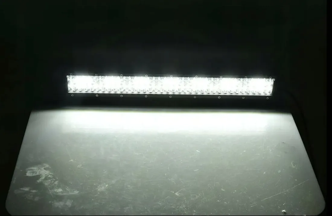 panel-led-reflektor-halogen-lampa-600w-stan-nowy