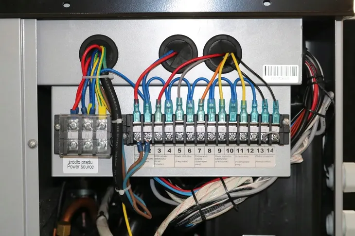 15kw-pompa-ciepla-split-wifi-3fazy-grzalka-a-maksymalna-moc-grzewcza-15-kw