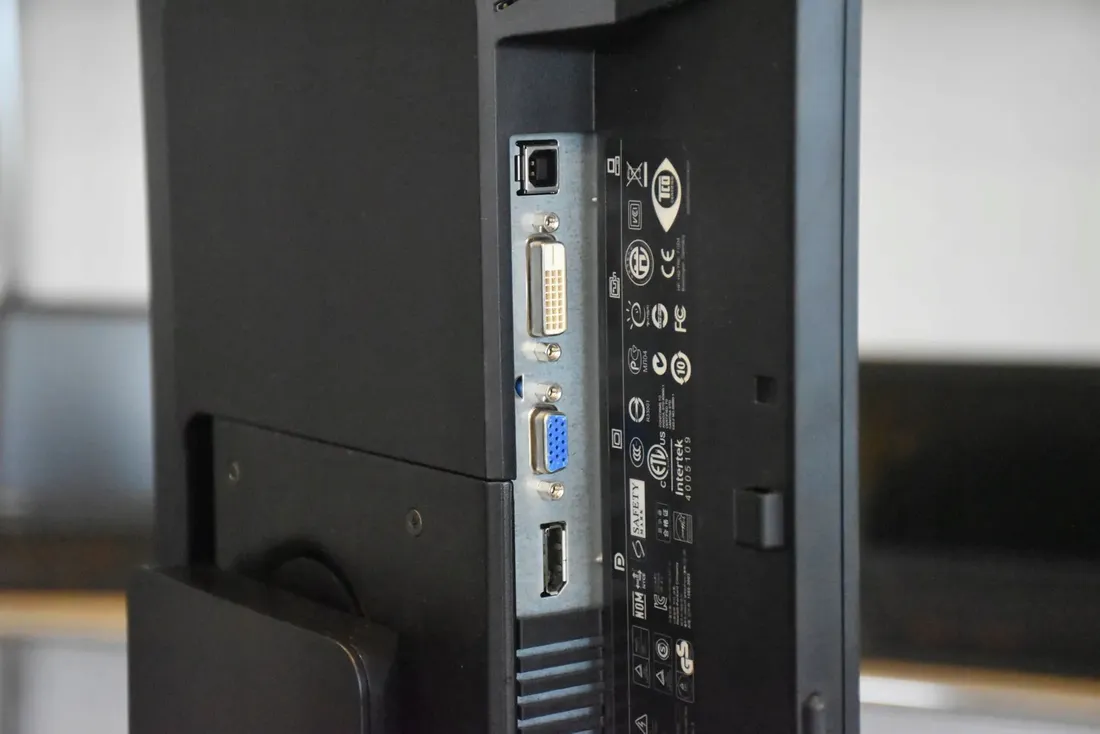 monitor-23-hp-e231-1920x1080-led-tn