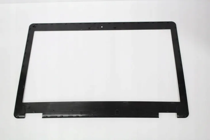 nowa-ramka-matrycy-dell-e5550-kamera-kod-producenta-kmrnc