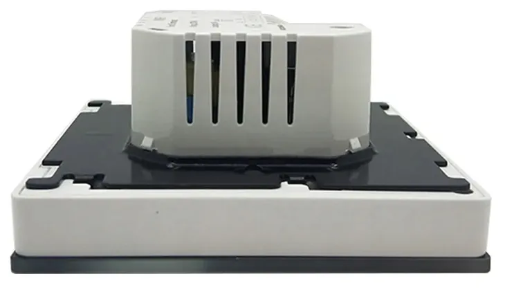 termostat-regulator-temparatury-do-podlogowki-230v-stan-nowy-producent-schild