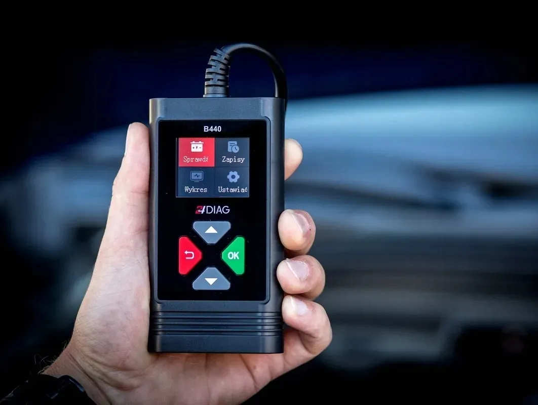 tester-do-akumulatorow-baterii-6v-12v-2-220ah-stan-nowy