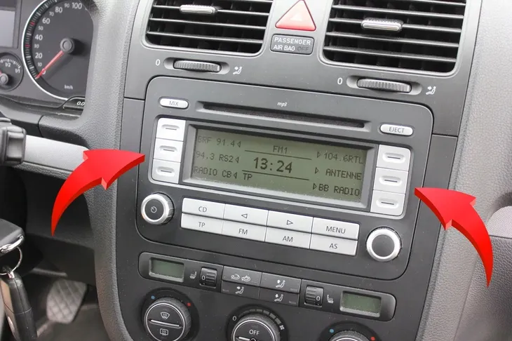 radio-samochodowe-do-vw-jetta-2005-2018-android-cechy-dodatkowe-2-gb-ram-wbudowana-pamiec-32-gb