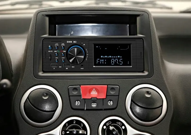 radio-samochodowe-1din-mikrofon-sd-usb-bluetooth-stan-nowy