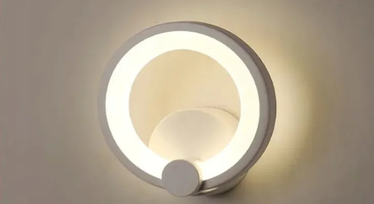 kinkiet-led-ring-lampa-scienna-led-ring-lampa-kolor-bialy