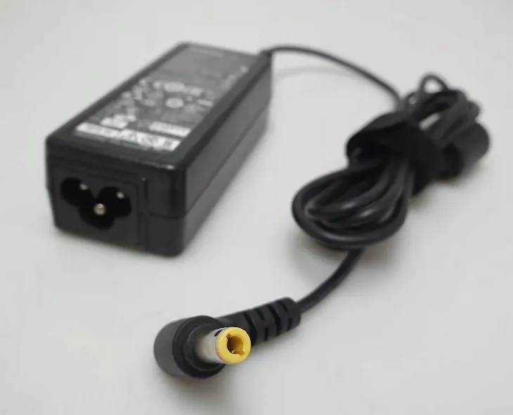 zasilacz-lenovo-20v-2a-40w-do-laptopow-ibm-lenovo