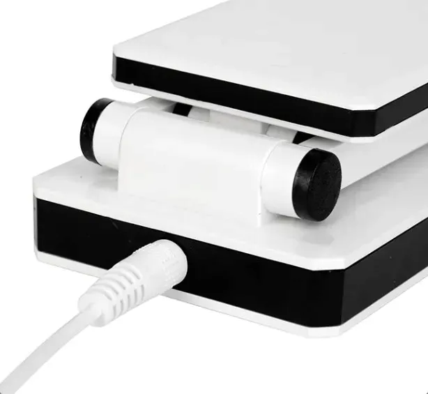 lampka-skladana-na-biurko