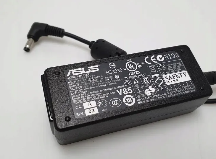 zasilacz-asus-12v-3a-36w-marka-asus