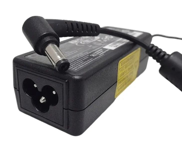 zasilacz-asus-12v-3a-36w-stan-powystawowy-do-laptopow-asus