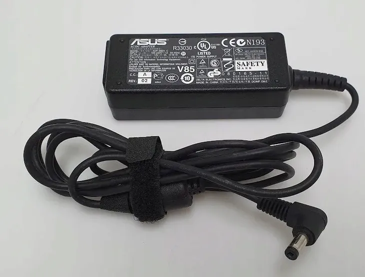zasilacz-asus-12v-3a-36w-do-laptopow-asus-stan-powystawowy