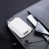ladowarka-sieciowa-usb-1a-kostka-wtyczka-zasilacz-do-smartwatcha-aparatu-marka-zeetech