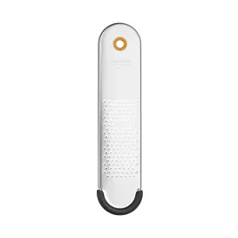 fiskars-ff-tarka-kuchenna-male-oczka-do-warzyw-owocow-sera-reczna