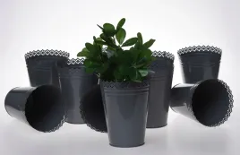 zestaw-10-szarych-doniczek-oslonek-metalowych-okraglych-15-cm