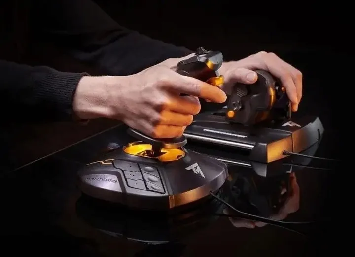joystick-thrustmaster-2960778